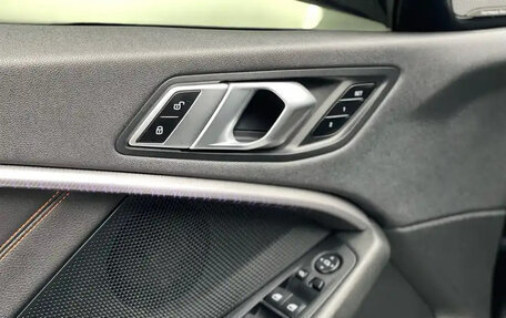 BMW 2 серия F22, 2021 год, 2 350 000 рублей, 26 фотография