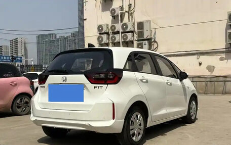 Honda Fit, 2021 год, 1 200 000 рублей, 9 фотография