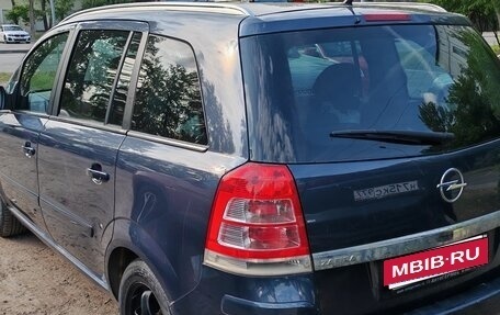 Opel Zafira B, 2011 год, 739 000 рублей, 5 фотография