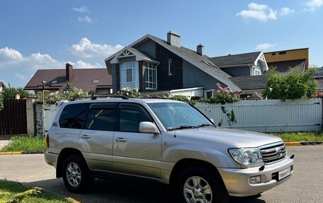 Toyota Land Cruiser 100 рестайлинг 2, 2005 год, 2 990 000 рублей, 5 фотография