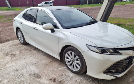 Toyota Camry, 2018 год, 2 900 000 рублей, 4 фотография