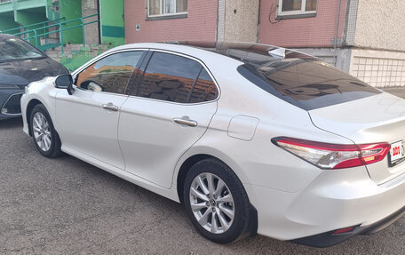Toyota Camry, 2018 год, 2 900 000 рублей, 8 фотография