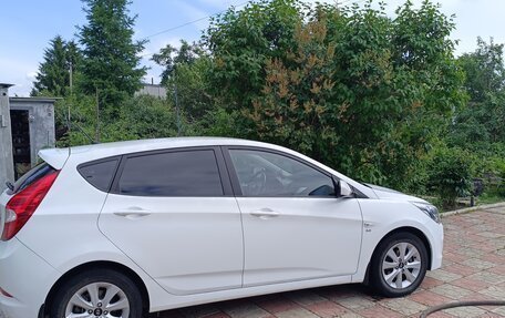 Hyundai Solaris II рестайлинг, 2016 год, 1 250 000 рублей, 6 фотография