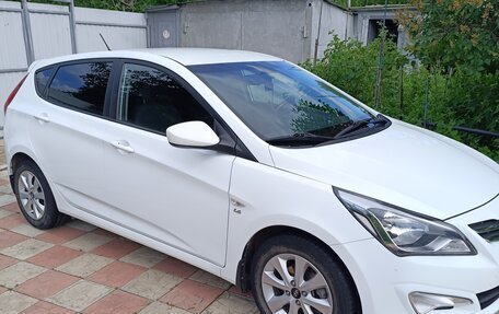 Hyundai Solaris II рестайлинг, 2016 год, 1 250 000 рублей, 10 фотография