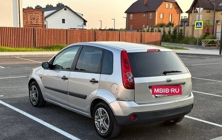 Ford Fiesta, 2007 год, 155 000 рублей, 2 фотография
