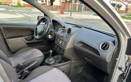 Ford Fiesta, 2007 год, 155 000 рублей, 26 фотография