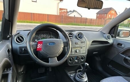 Ford Fiesta, 2007 год, 155 000 рублей, 22 фотография