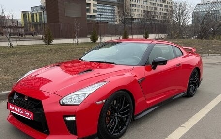 Nissan GT-R, 2018 год, 10 990 000 рублей, 7 фотография