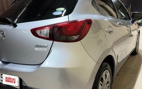 Mazda Demio IV, 2017 год, 1 100 000 рублей, 5 фотография