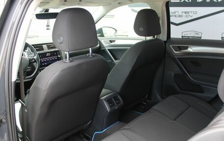 Volkswagen Golf VII, 2019 год, 1 690 000 рублей, 17 фотография