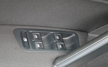 Volkswagen Golf VII, 2019 год, 1 690 000 рублей, 18 фотография