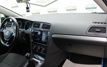 Volkswagen Golf VII, 2019 год, 1 690 000 рублей, 13 фотография