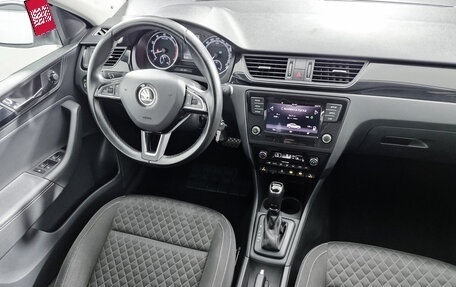 Skoda Rapid I, 2018 год, 1 389 000 рублей, 17 фотография