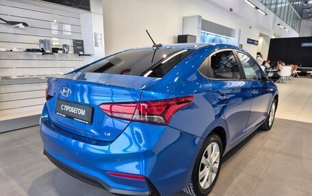 Hyundai Solaris II рестайлинг, 2019 год, 1 300 000 рублей, 4 фотография