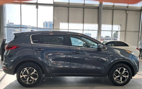 KIA Sportage IV рестайлинг, 2018 год, 2 190 000 рублей, 4 фотография