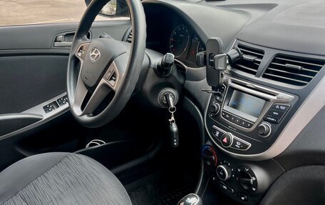 Hyundai Solaris II рестайлинг, 2015 год, 1 070 000 рублей, 16 фотография