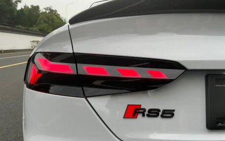 Audi RS 5, 2021 год, 5 700 000 рублей, 15 фотография