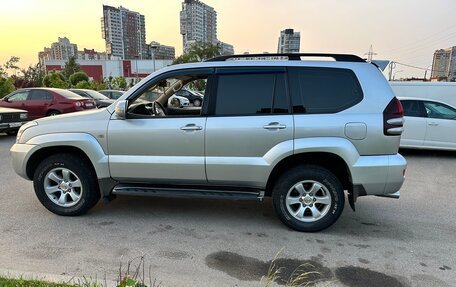 Toyota Land Cruiser Prado 120 рестайлинг, 2007 год, 2 400 000 рублей, 9 фотография