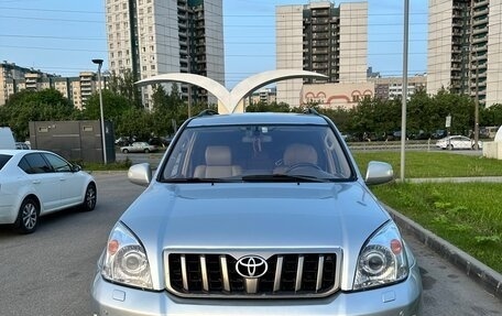 Toyota Land Cruiser Prado 120 рестайлинг, 2007 год, 2 400 000 рублей, 10 фотография