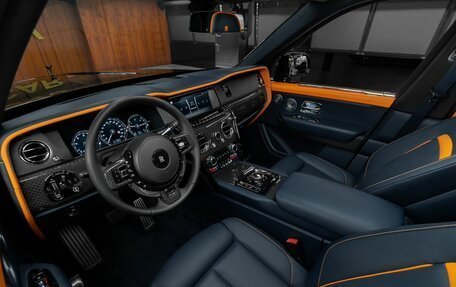 Rolls-Royce Cullinan, 2020 год, 45 300 000 рублей, 13 фотография