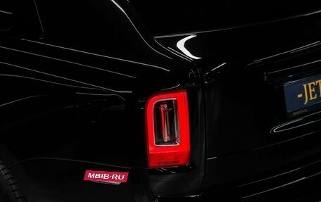 Rolls-Royce Cullinan, 2020 год, 45 300 000 рублей, 9 фотография