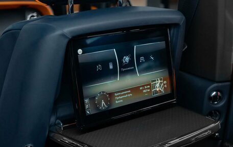 Rolls-Royce Cullinan, 2020 год, 45 300 000 рублей, 26 фотография