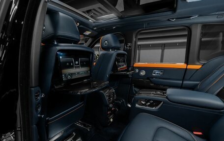 Rolls-Royce Cullinan, 2020 год, 45 300 000 рублей, 25 фотография