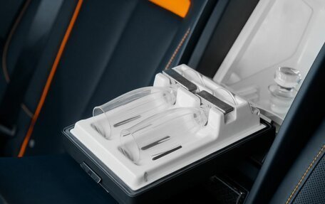 Rolls-Royce Cullinan, 2020 год, 45 300 000 рублей, 31 фотография
