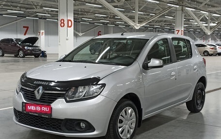 Renault Sandero II рестайлинг, 2017 год, 800 000 рублей, 1 фотография