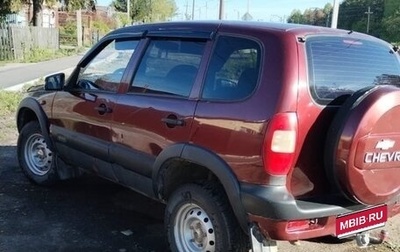 Chevrolet Niva I рестайлинг, 2004 год, 299 000 рублей, 1 фотография