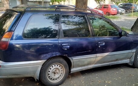 Nissan Wingroad I, 1997 год, 120 000 рублей, 1 фотография