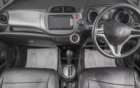 Honda Fit III, 2013 год, 1 049 000 рублей, 8 фотография