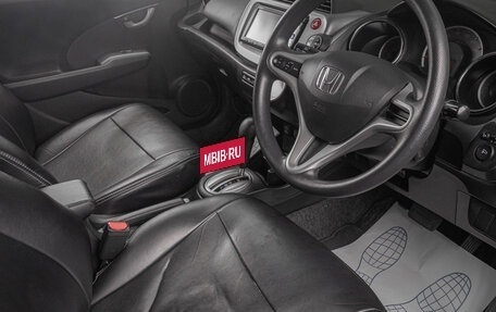 Honda Fit III, 2013 год, 1 049 000 рублей, 9 фотография