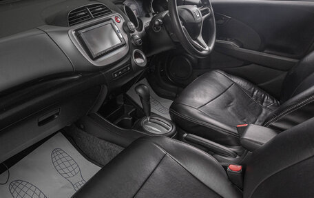 Honda Fit III, 2013 год, 1 049 000 рублей, 17 фотография