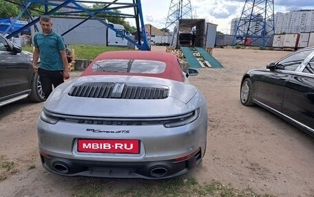 Porsche 911, 2022 год, 16 000 000 рублей, 4 фотография