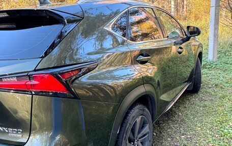 Lexus NX I, 2021 год, 3 900 000 рублей, 6 фотография