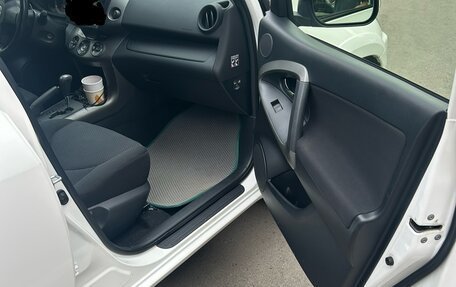Toyota RAV4, 2012 год, 1 600 000 рублей, 13 фотография