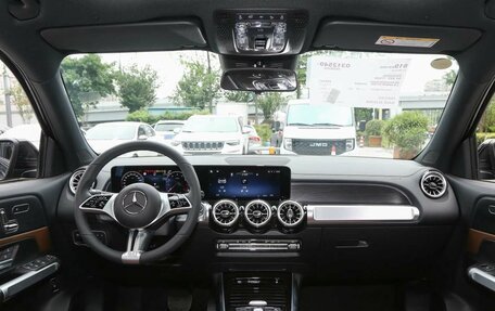 Mercedes-Benz GLB, 2025 год, 6 990 000 рублей, 4 фотография