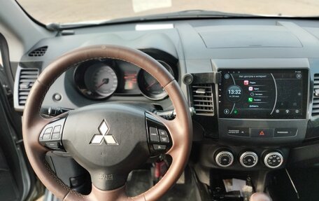 Mitsubishi Outlander III рестайлинг 3, 2008 год, 1 199 000 рублей, 10 фотография