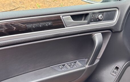 Volkswagen Touareg III, 2016 год, 2 900 000 рублей, 16 фотография