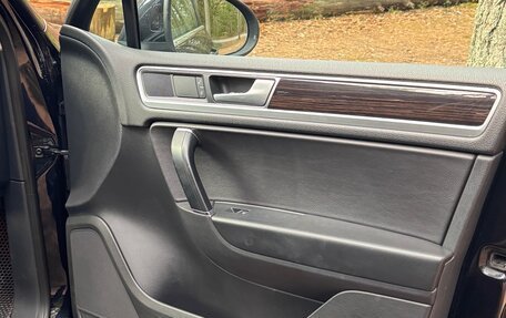 Volkswagen Touareg III, 2016 год, 2 900 000 рублей, 11 фотография