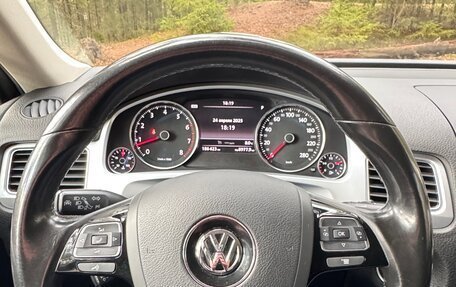 Volkswagen Touareg III, 2016 год, 2 900 000 рублей, 22 фотография