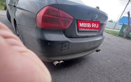 BMW 3 серия, 2005 год, 850 000 рублей, 15 фотография
