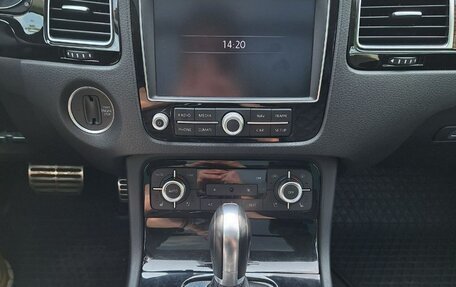 Volkswagen Touareg III, 2017 год, 4 700 000 рублей, 24 фотография
