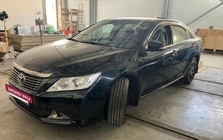 Toyota Camry, 2011 год, 2 100 000 рублей, 3 фотография