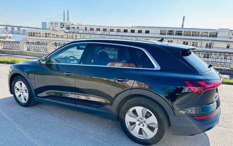 Audi e-tron I, 2019 год, 3 900 000 рублей, 10 фотография