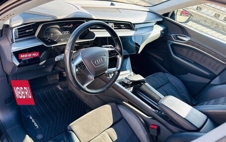 Audi e-tron I, 2019 год, 3 900 000 рублей, 19 фотография