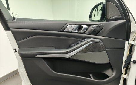 BMW X7, 2022 год, 10 376 471 рублей, 25 фотография