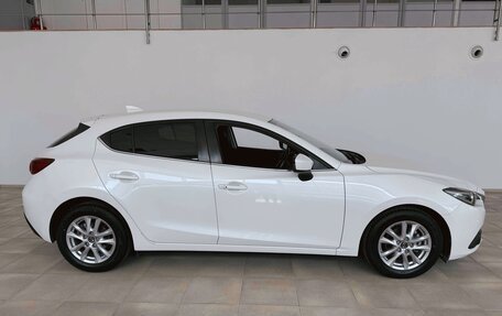Mazda Axela, 2015 год, 1 350 000 рублей, 3 фотография