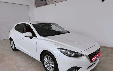 Mazda Axela, 2015 год, 1 350 000 рублей, 2 фотография